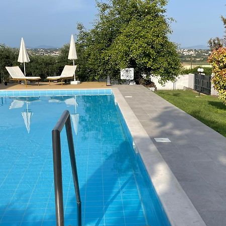 Serenity House Епаномі Екстер'єр фото