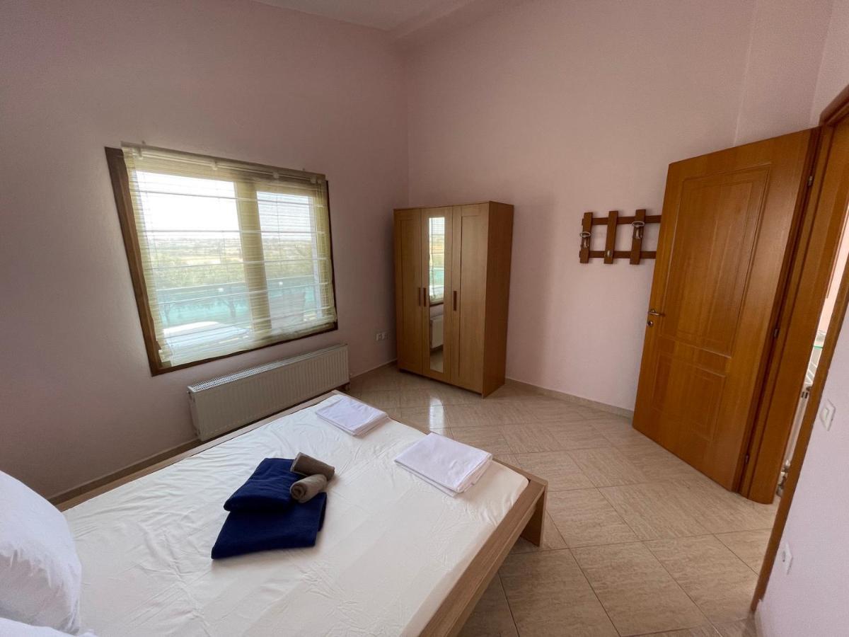 Serenity House Епаномі Екстер'єр фото