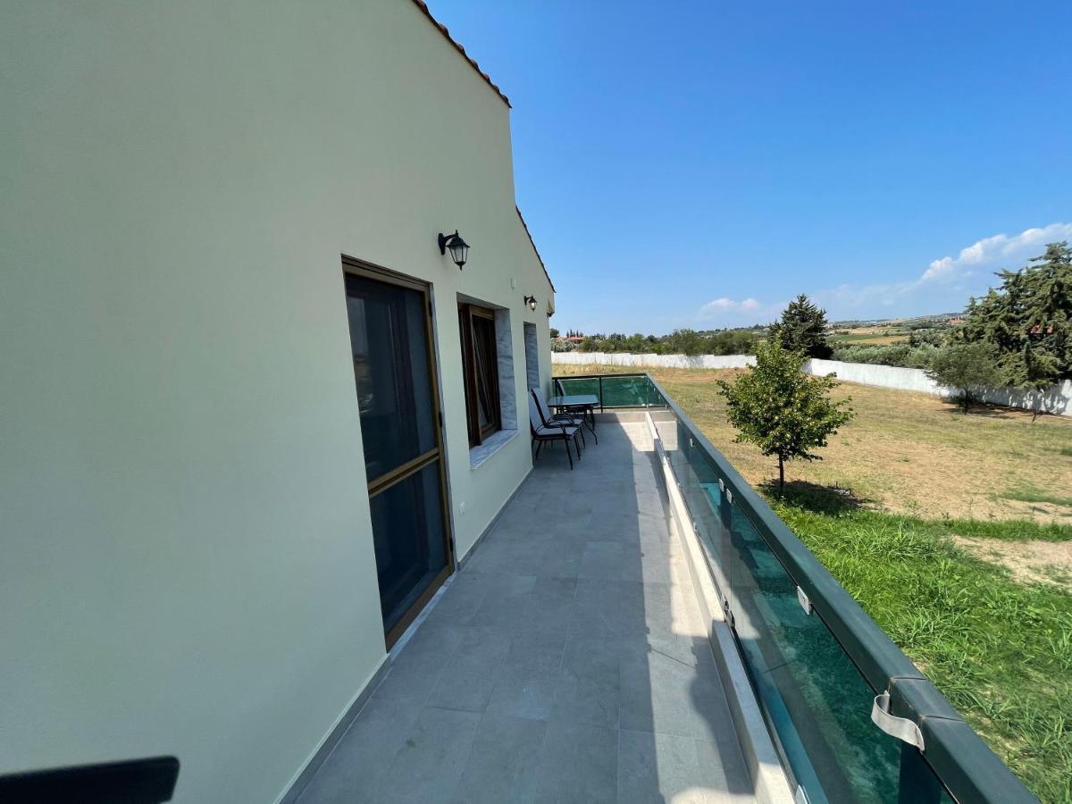 Serenity House Епаномі Екстер'єр фото